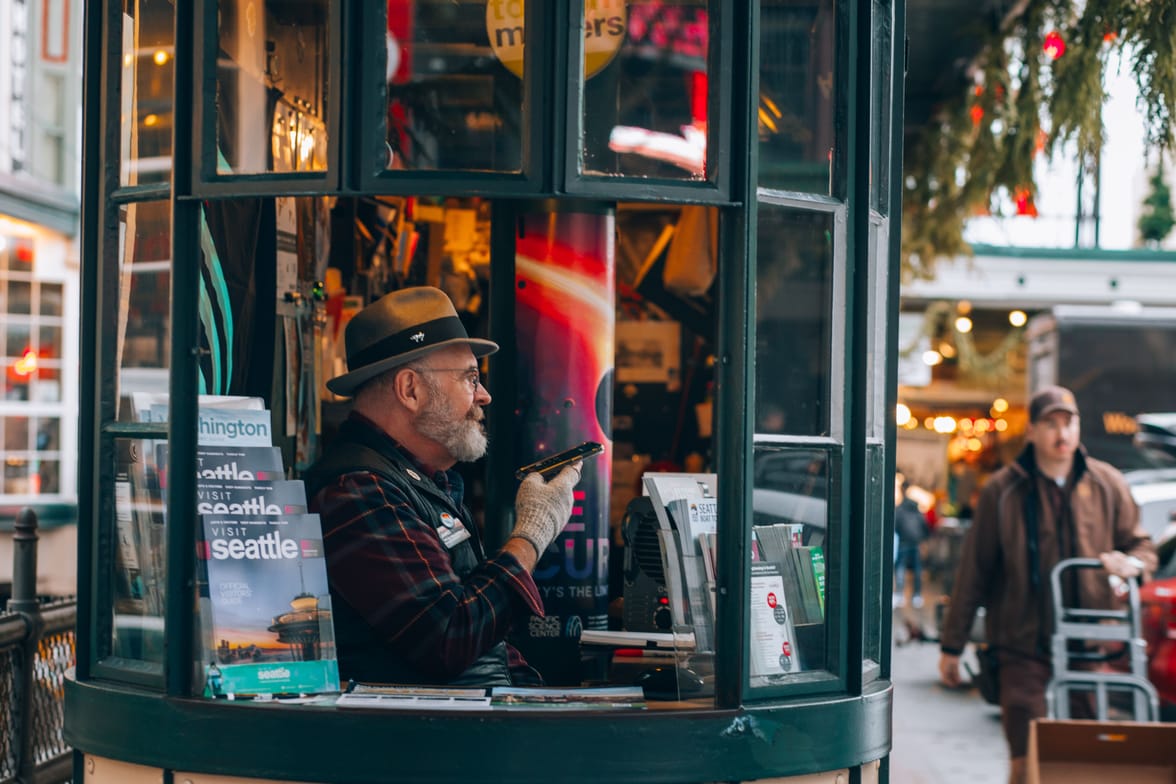 Voice AI im Tourismus: Warum DMOs alle Kanäle brauchen